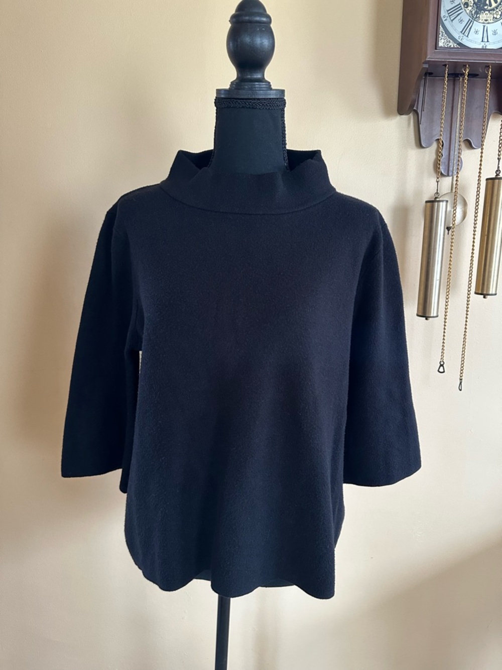 AVARA Jackie Knit Black Sweater Women’s Size Small 3/4 Sleeve Mock Neck